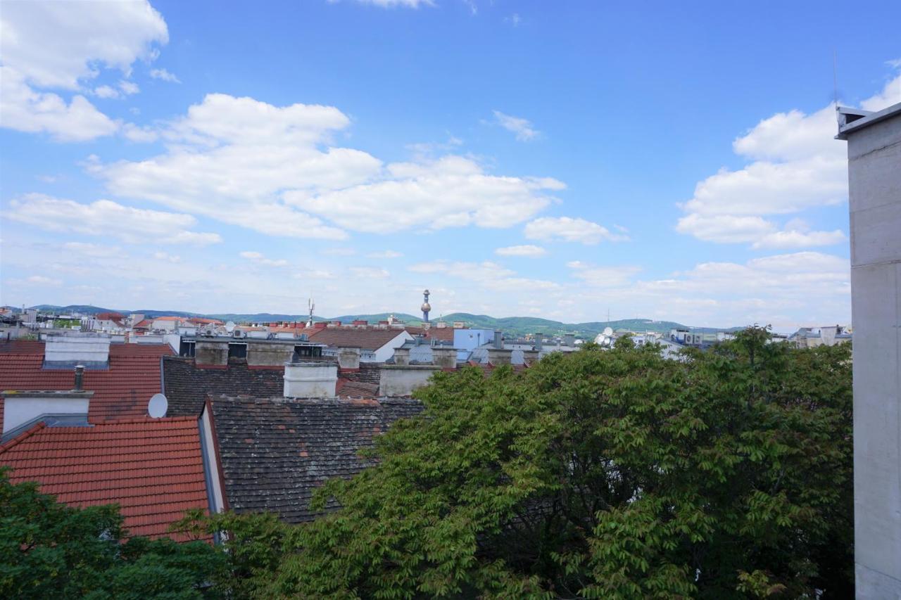 Augartenblick Penthauscombo 15/16 - Blick Zum Riesenrad Apartment Виена Екстериор снимка