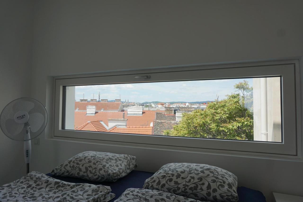 Augartenblick Penthauscombo 15/16 - Blick Zum Riesenrad Apartment Виена Екстериор снимка