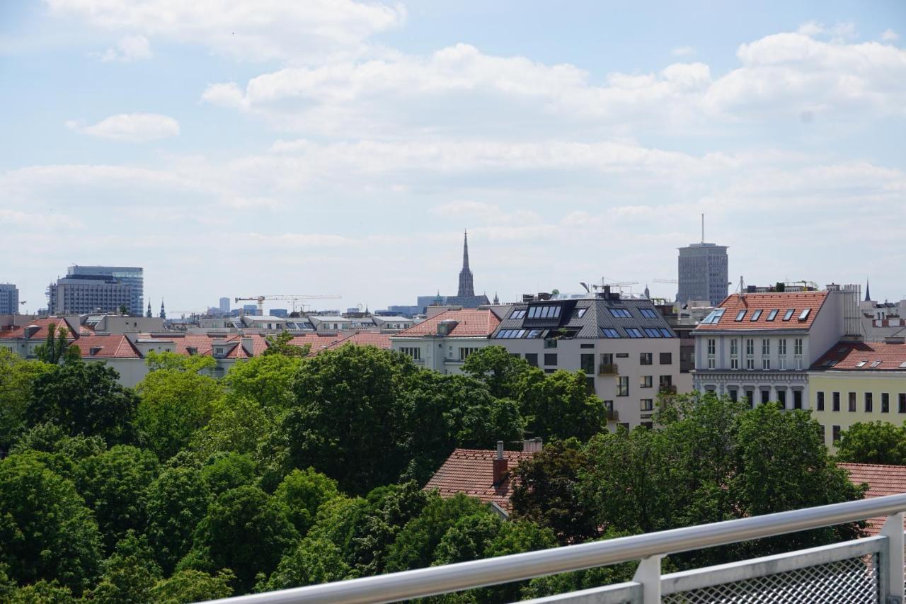Augartenblick Penthauscombo 15/16 - Blick Zum Riesenrad Apartment Виена Екстериор снимка