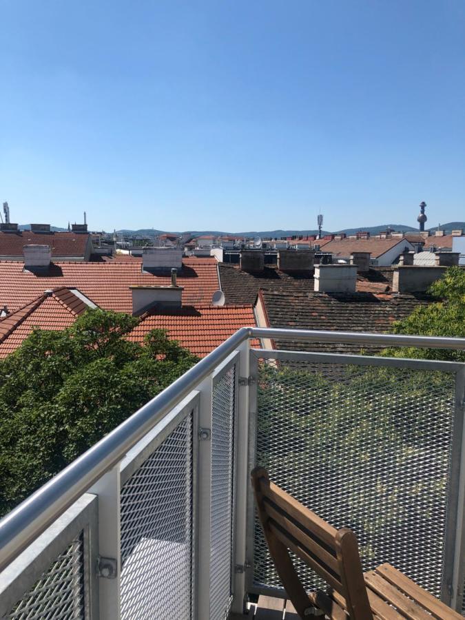 Augartenblick Penthauscombo 15/16 - Blick Zum Riesenrad Apartment Виена Екстериор снимка